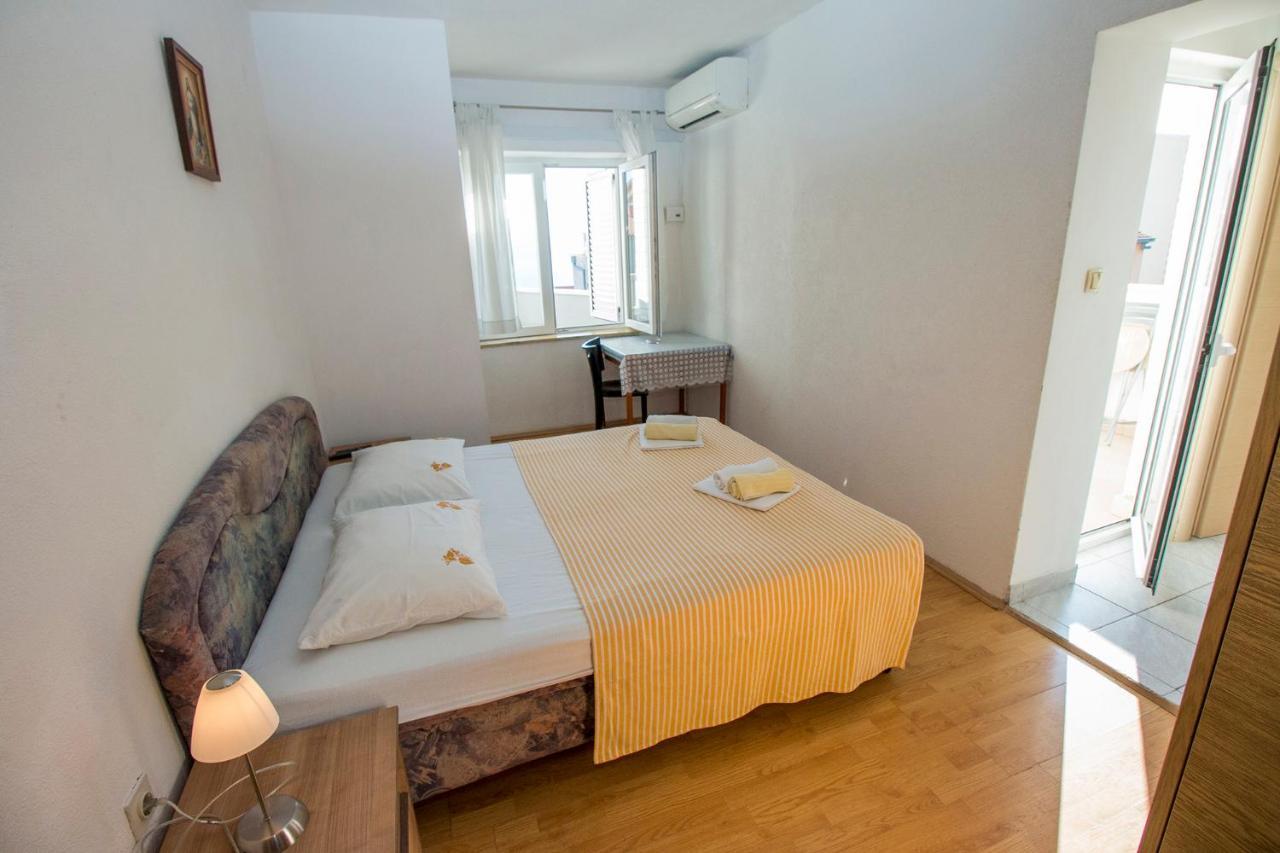 Mrkonjic Branko & Marija Apartmani Omiš Eksteriør bilde