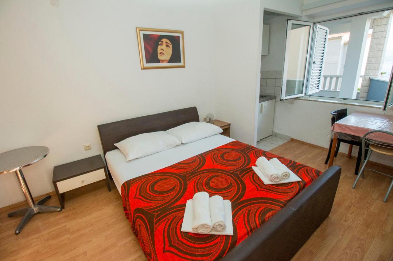 Mrkonjic Branko & Marija Apartmani Omiš Eksteriør bilde