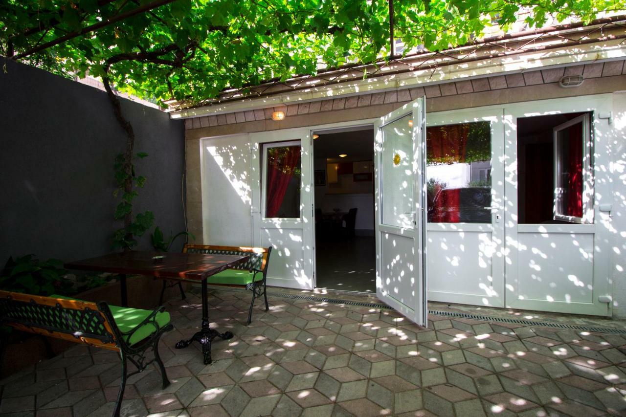 Mrkonjic Branko & Marija Apartmani Omiš Eksteriør bilde