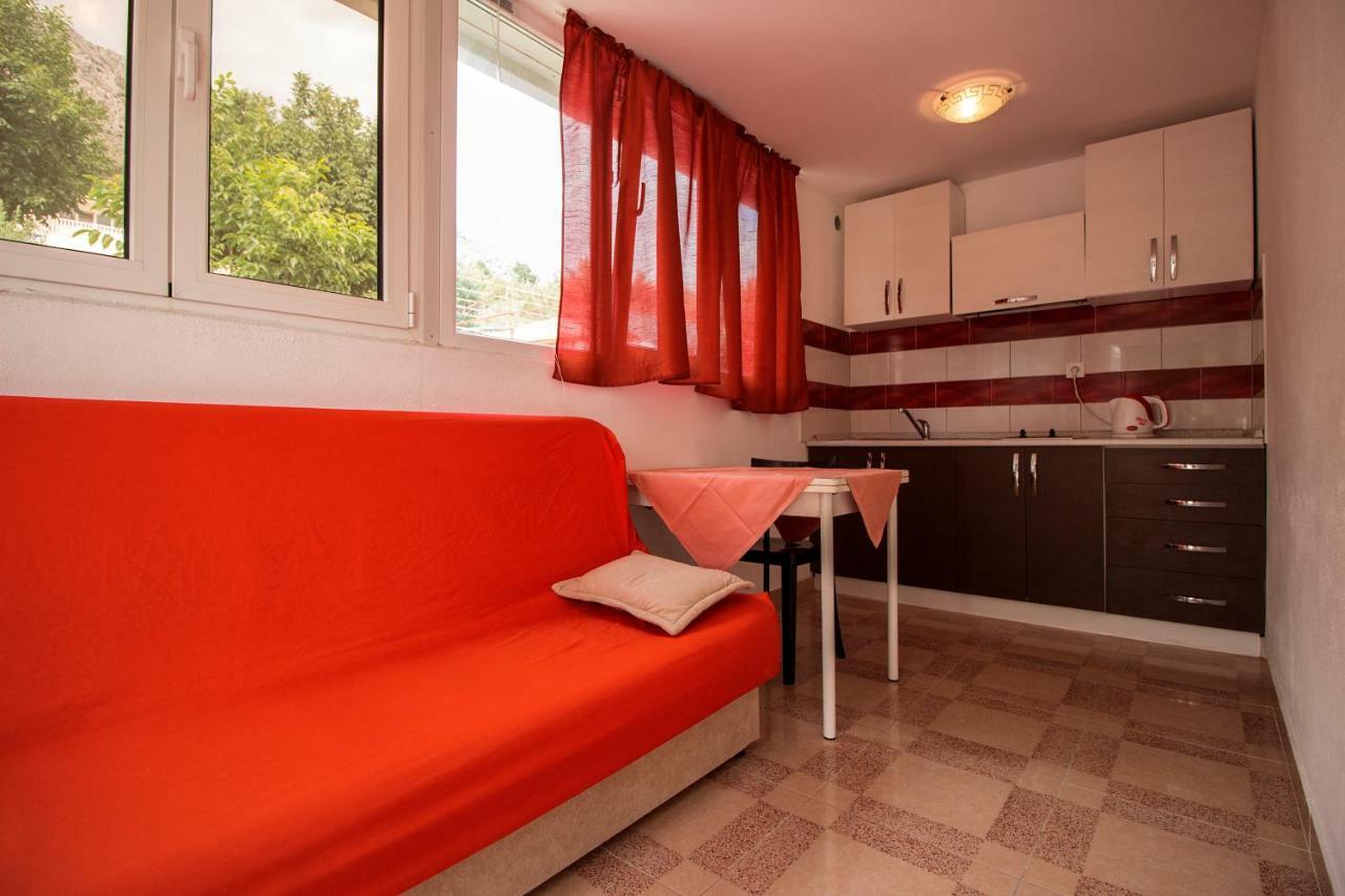 Mrkonjic Branko & Marija Apartmani Omiš Eksteriør bilde