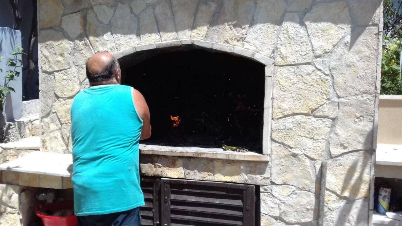 Mrkonjic Branko & Marija Apartmani Omiš Eksteriør bilde