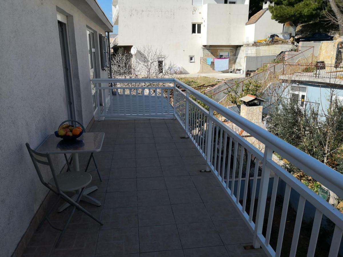 Mrkonjic Branko & Marija Apartmani Omiš Eksteriør bilde