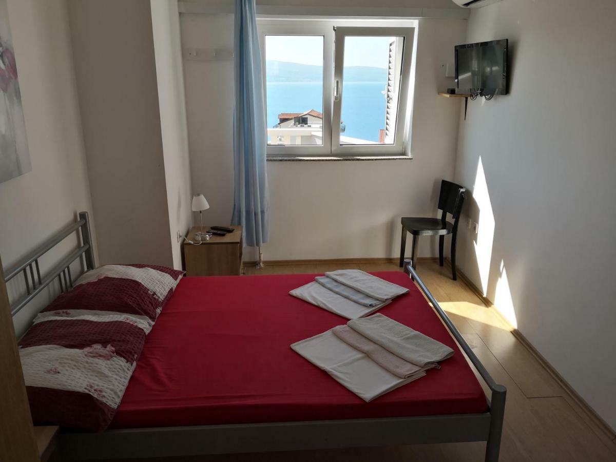 Mrkonjic Branko & Marija Apartmani Omiš Eksteriør bilde