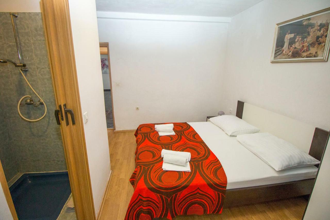 Mrkonjic Branko & Marija Apartmani Omiš Eksteriør bilde