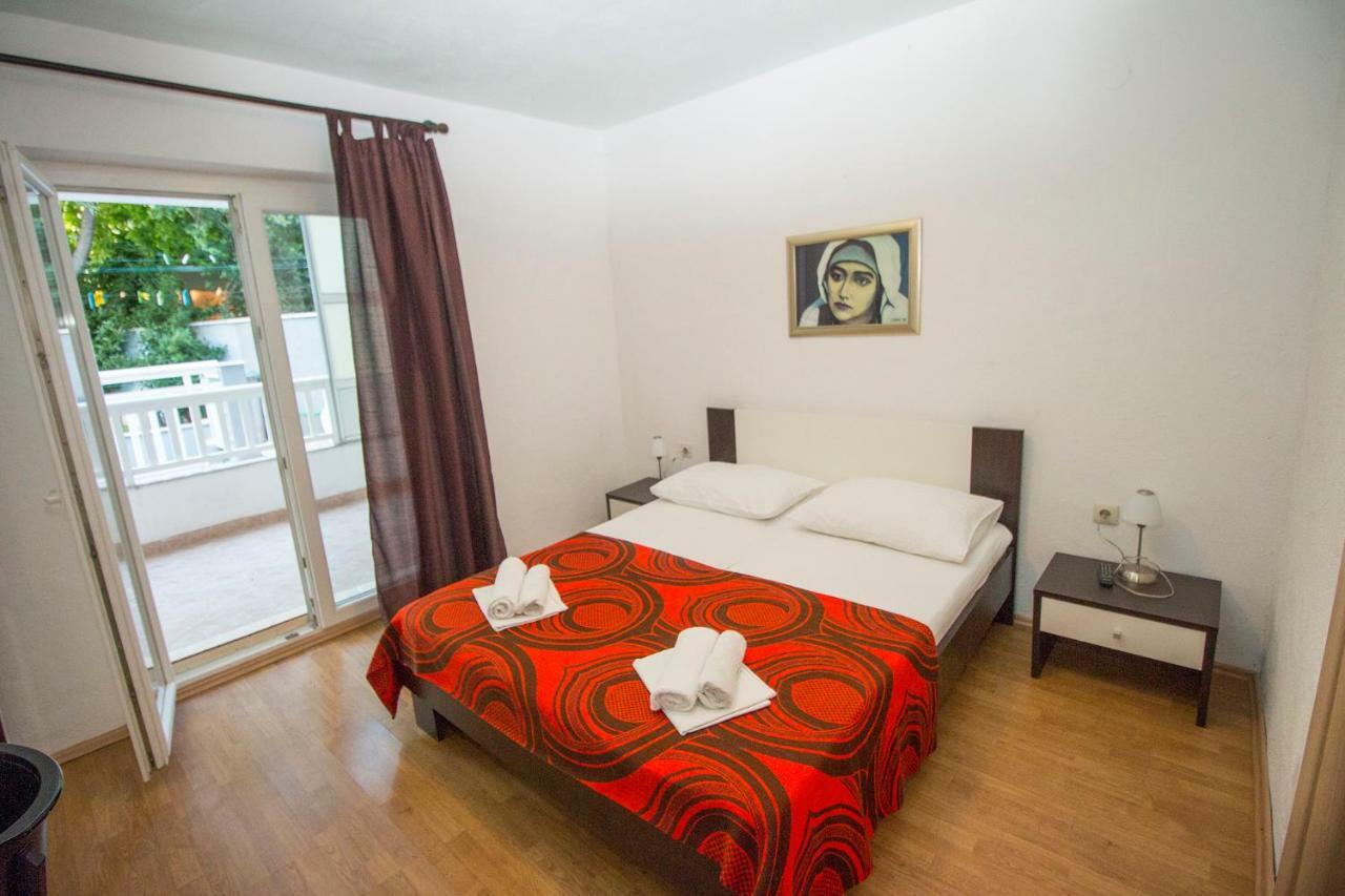 Mrkonjic Branko & Marija Apartmani Omiš Eksteriør bilde