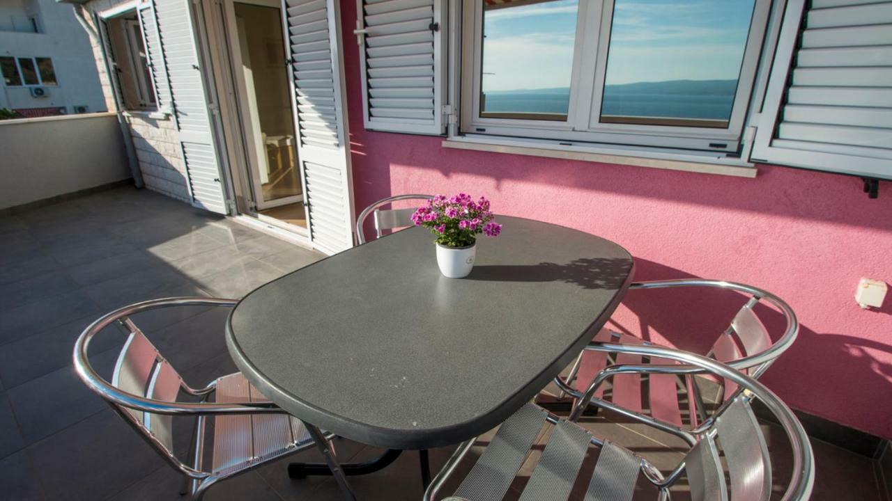 Mrkonjic Branko & Marija Apartmani Omiš Eksteriør bilde